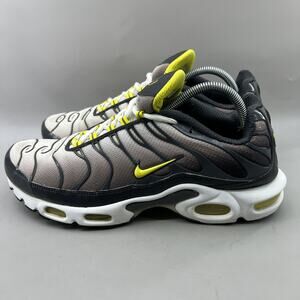 Nike Air Max Plus Bumble Bee Shoes Men Size 11 Black Gray Running Low Sneakers